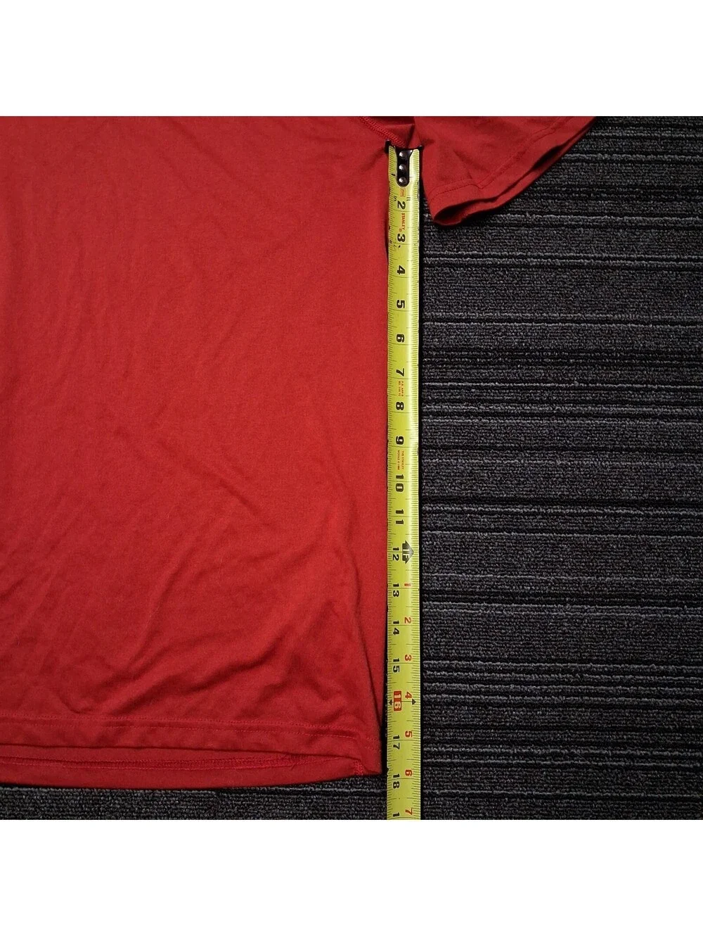 Nike Dri-FIT Men’s Medium Red Training Workout T-Shirt Short Sleeve Swoosh
